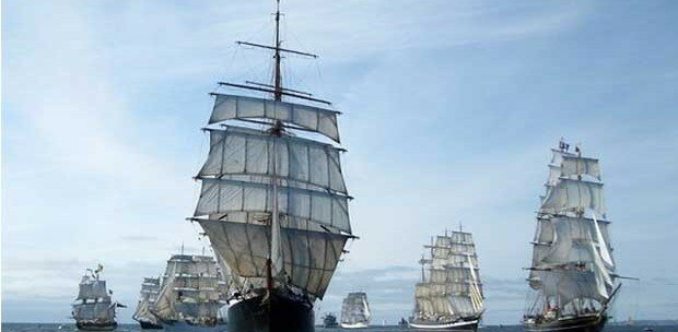 Sail-Harlingen-Tall-Ships-Races-Harlingen-2014-e1368627597363